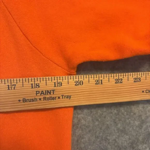 Champions Sweatshirt Mens Size Medium Orange Denver Broncos NFL Football AFC Vtg